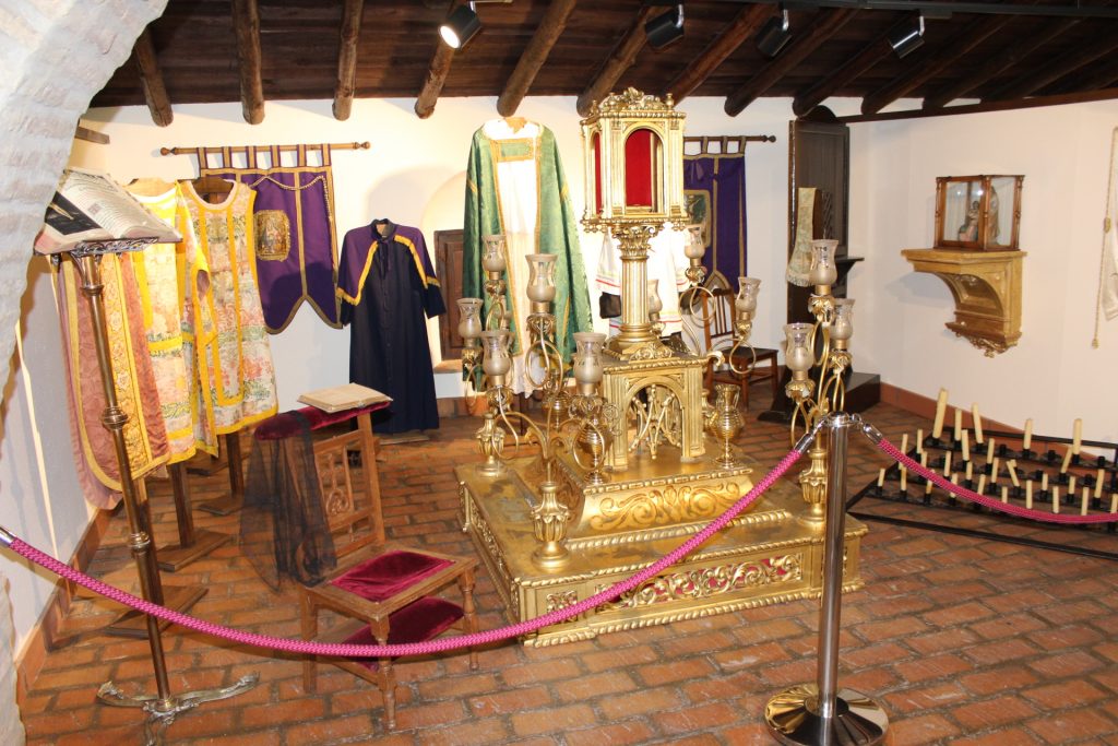 objetos-religiosos-1024x683